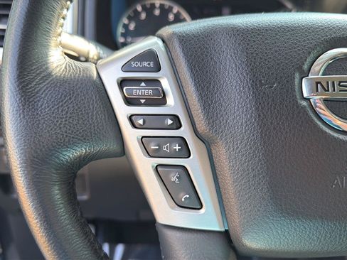 Used 2021 Nissan Titan SV w/ SV Convenience Package AWD/4WD image 21