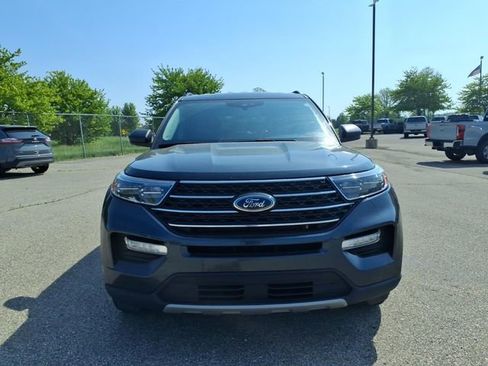 Certified 2023 Ford Explorer XLT w/ Equipment Group 202A AWD/4WD image 2