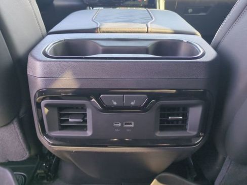 Used 2024 GMC Sierra 1500 AT4X image 28
