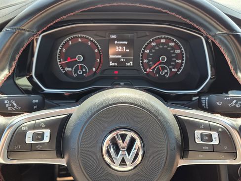 Used 2019 Volkswagen Jetta GLI image 17