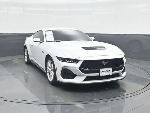 Certified 2024 Ford Mustang GT Premium RWD image 8