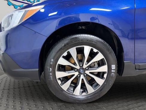 Used 2017 Subaru Outback 2.5i Limited image 22