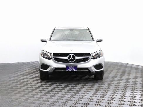 Used 2018 Mercedes-Benz GLC 300 4MATIC Coupe image 4