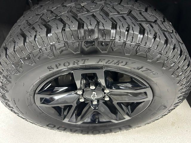 Used 2020 Chevrolet Silverado 1500 LT Trail Boss AWD/4WD image 9