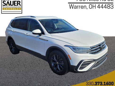 Used 2022 Volkswagen Tiguan SE AWD/4WD image 1