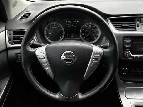 Used 2015 Nissan Sentra SR FWD image 14