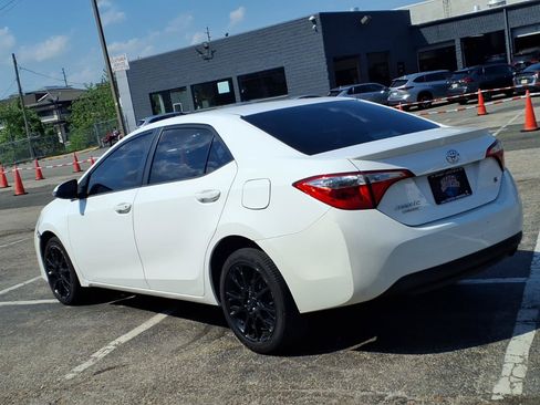 Used 2016 Toyota Corolla S Special Edition FWD image 4
