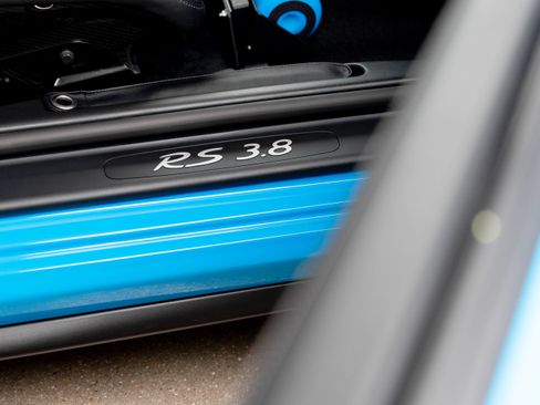 Used 2011 Porsche 911 GT3 RS RWD image 34