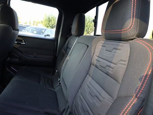 Used 2024 Nissan Frontier PRO-4X w/ Off-Road Protection Package image 19