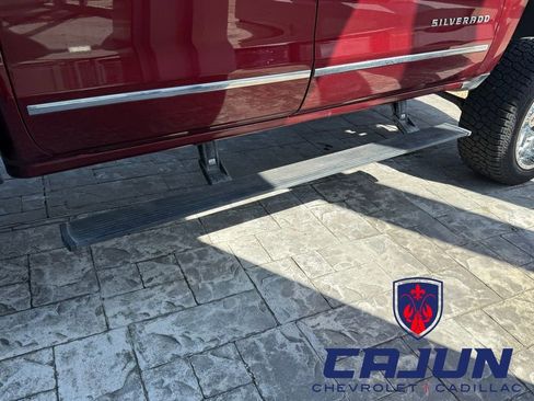 Used 2017 Chevrolet Silverado 1500 LTZ w/ LTZ Plus Package AWD/4WD image 28