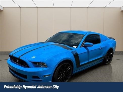 Used 2013 Ford Mustang Boss 302 w/ Boss 302 Accessory Pkg RWD image 1