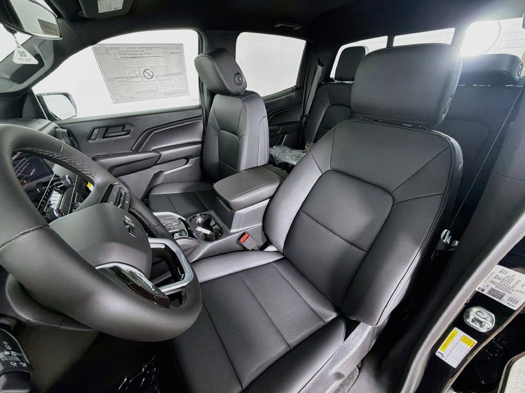 New 2026 Chevrolet Colorado Trail Boss AWD/4WD image 15
