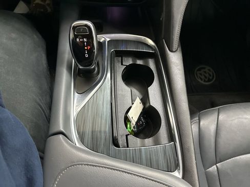 Used 2019 Buick Enclave Premium image 45