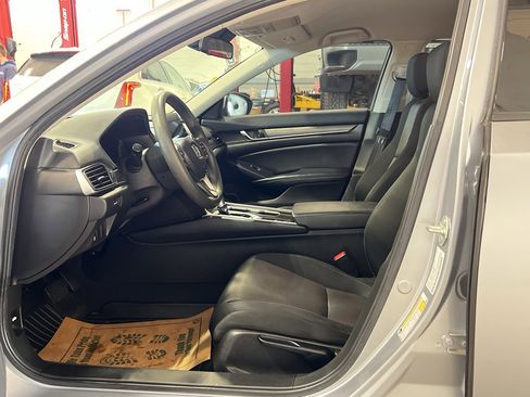 Used 2021 Honda Accord LX image 12