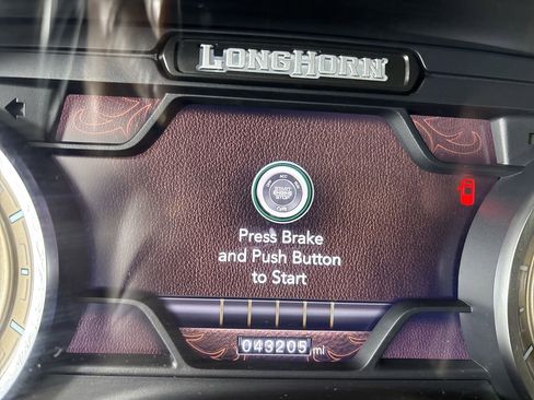 Used 2021 RAM 1500 Limited image 15