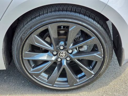 Used 2023 Toyota Corolla XSE FWD image 15