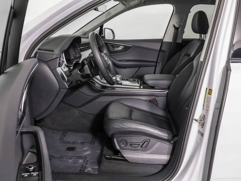 Used 2023 Audi Q7 2.0T Premium Plus w/ Premium Plus Package AWD/4WD image 7