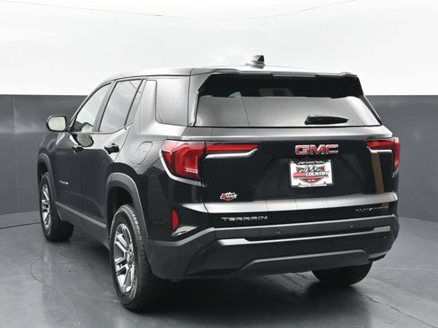 Used 2026 GMC Terrain Elevation FWD image 4