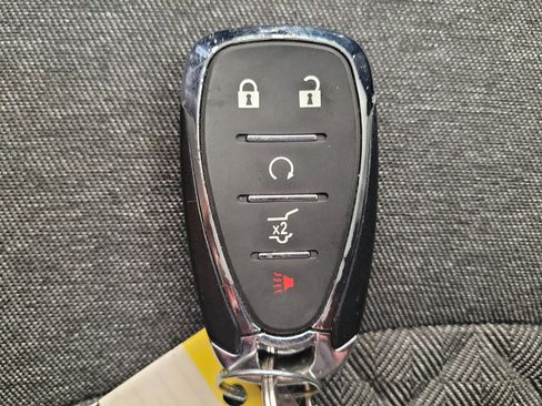 Used 2023 Chevrolet Equinox LT AWD/4WD image 32