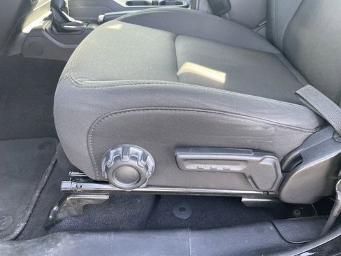 Used 2021 Jeep Wrangler Unlimited Sport image 11