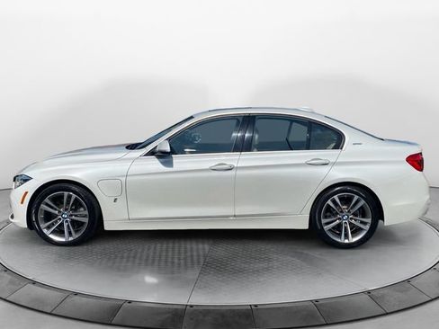 Used 2017 BMW 330e RWD image 2