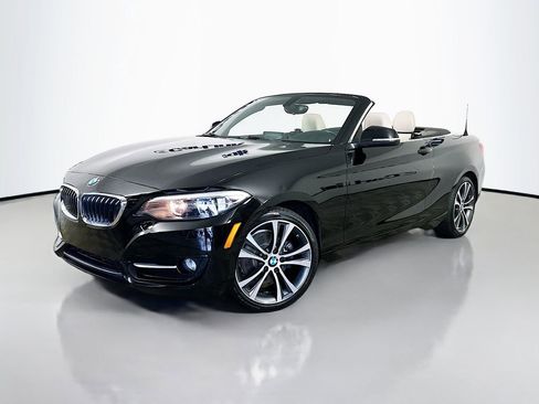 Used 2015 BMW 228i xDrive Convertible AWD/4WD image 3