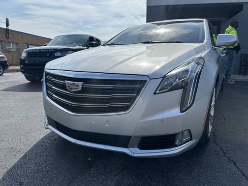 Used 2018 Cadillac XTS Luxury FWD image 6