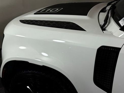 Certified 2024 Land Rover Defender 110 X-Dynamic SE image 13