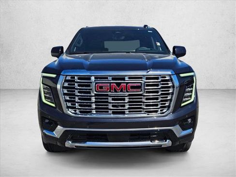 New 2026 GMC Yukon XL Denali w/ Denali Reserve Package RWD image 6
