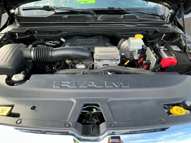 Used 2020 RAM 1500 Laramie AWD/4WD image 11