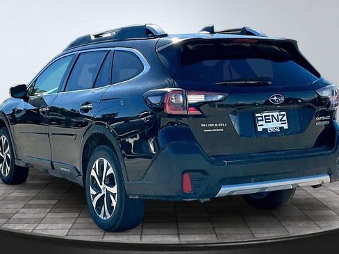 Used 2022 Subaru Outback Touring XT AWD/4WD image 4