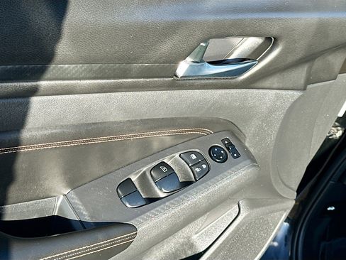 Used 2021 Nissan Altima 2.5 SR image 17