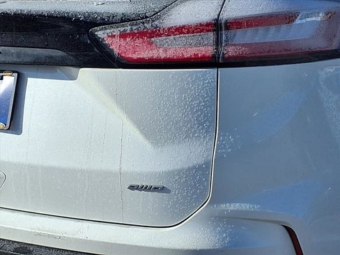 Used 2022 Ford Edge SEL w/ Convenience Package image 44