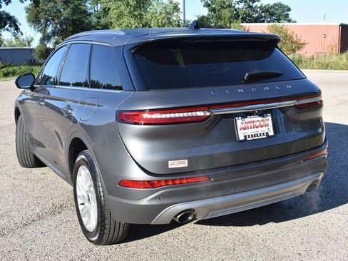 Used 2021 Lincoln Corsair AWD image 5