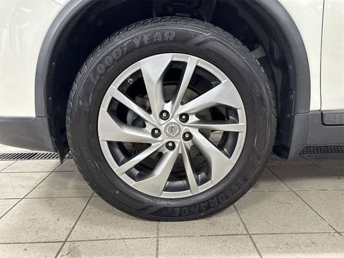 Used 2015 Nissan Rogue SL w/ SL Premium Package image 10