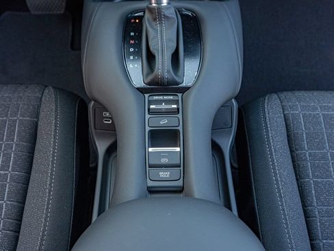 New 2027 Honda HR-V LX image 22