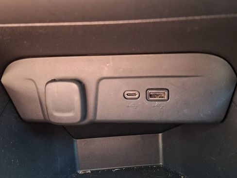 Used 2024 Chevrolet Trax LS FWD image 21