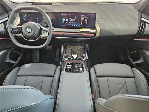 Used 2025 BMW X3 xDrive30i w/ Premium Package image 14