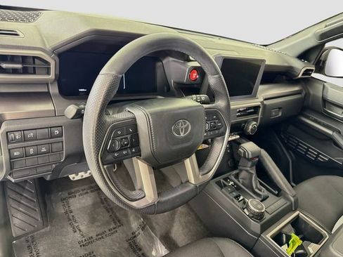 Certified 2025 Toyota 4Runner TRD Sport AWD/4WD image 10