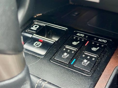 Used 2022 Lexus RX 450h AWD w/ Premium Package image 20