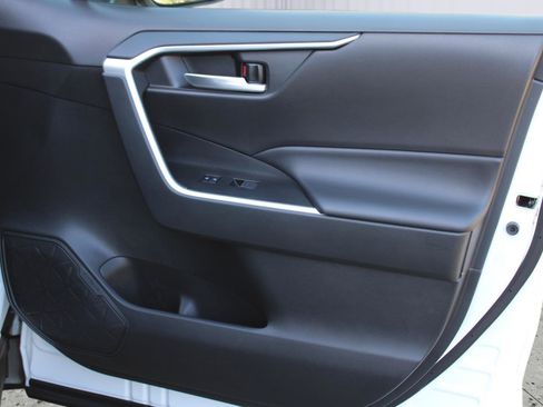 Certified 2023 Toyota RAV4 XLE w/ Convenience Package image 35