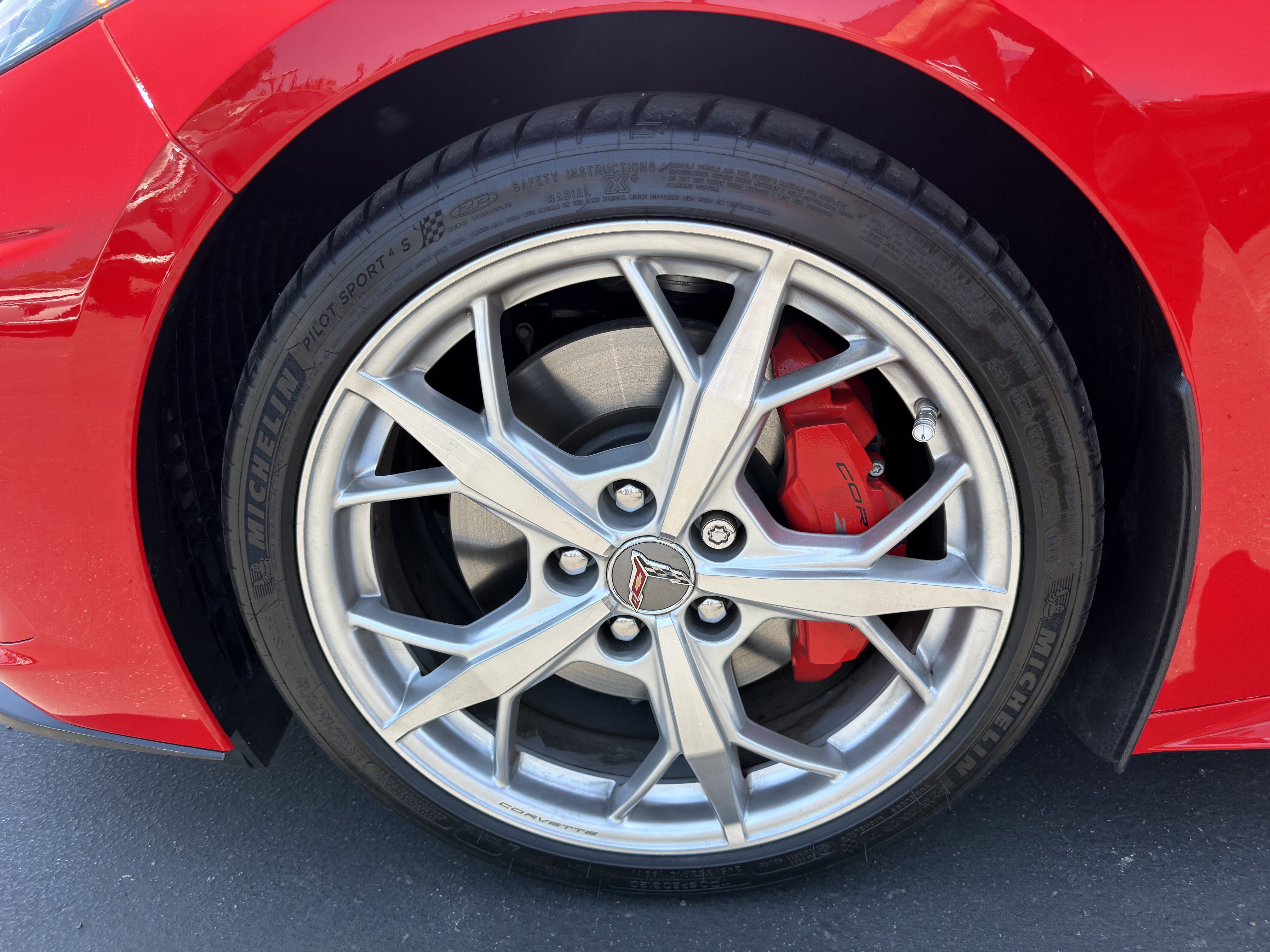 Used 2022 Chevrolet Corvette Stingray Premium Conv w/ Z51 Performance Package RWD image 33