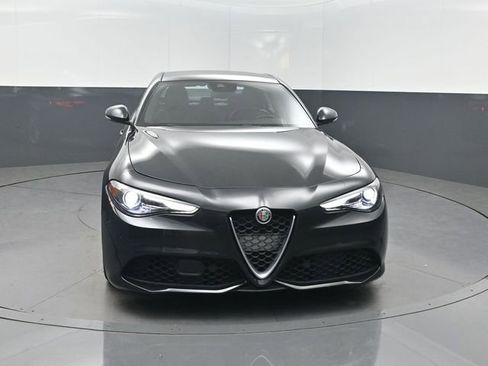 Used 2023 Alfa Romeo Giulia Sprint image 33
