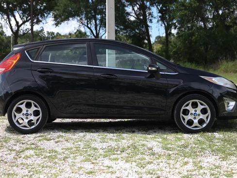 Used 2011 Ford Fiesta SES w/ 301A Rapid Spec Order Code FWD image 13