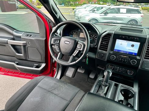Used 2020 Ford F150 XLT w/ Equipment Group 302A Luxury AWD/4WD image 19