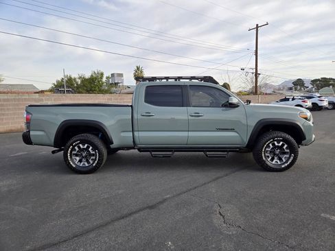 Used 2023 Toyota Tacoma 4x4 Double Cab image 7