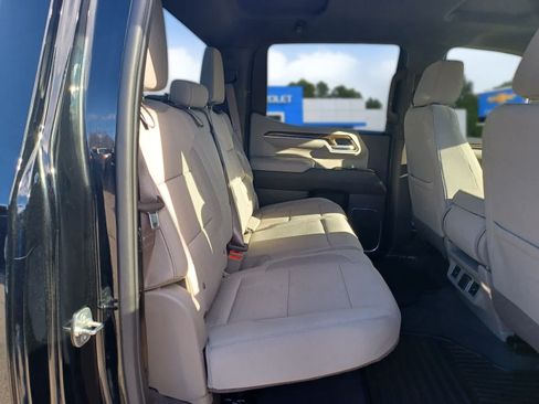 Used 2025 Chevrolet Silverado 1500 LT AWD/4WD image 17