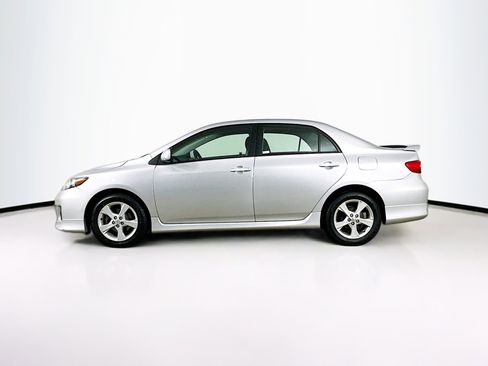 Used 2011 Toyota Corolla S image 4