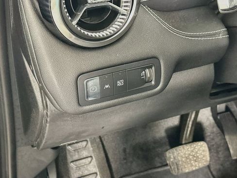 Used 2024 Chevrolet Blazer EV LT AWD/4WD image 17