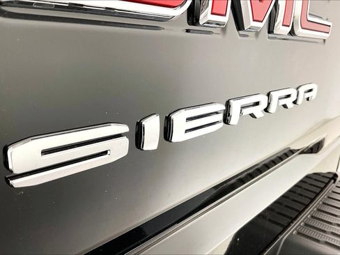 New 2026 GMC Sierra 1500 Pro w/ Graphite Edition image 17